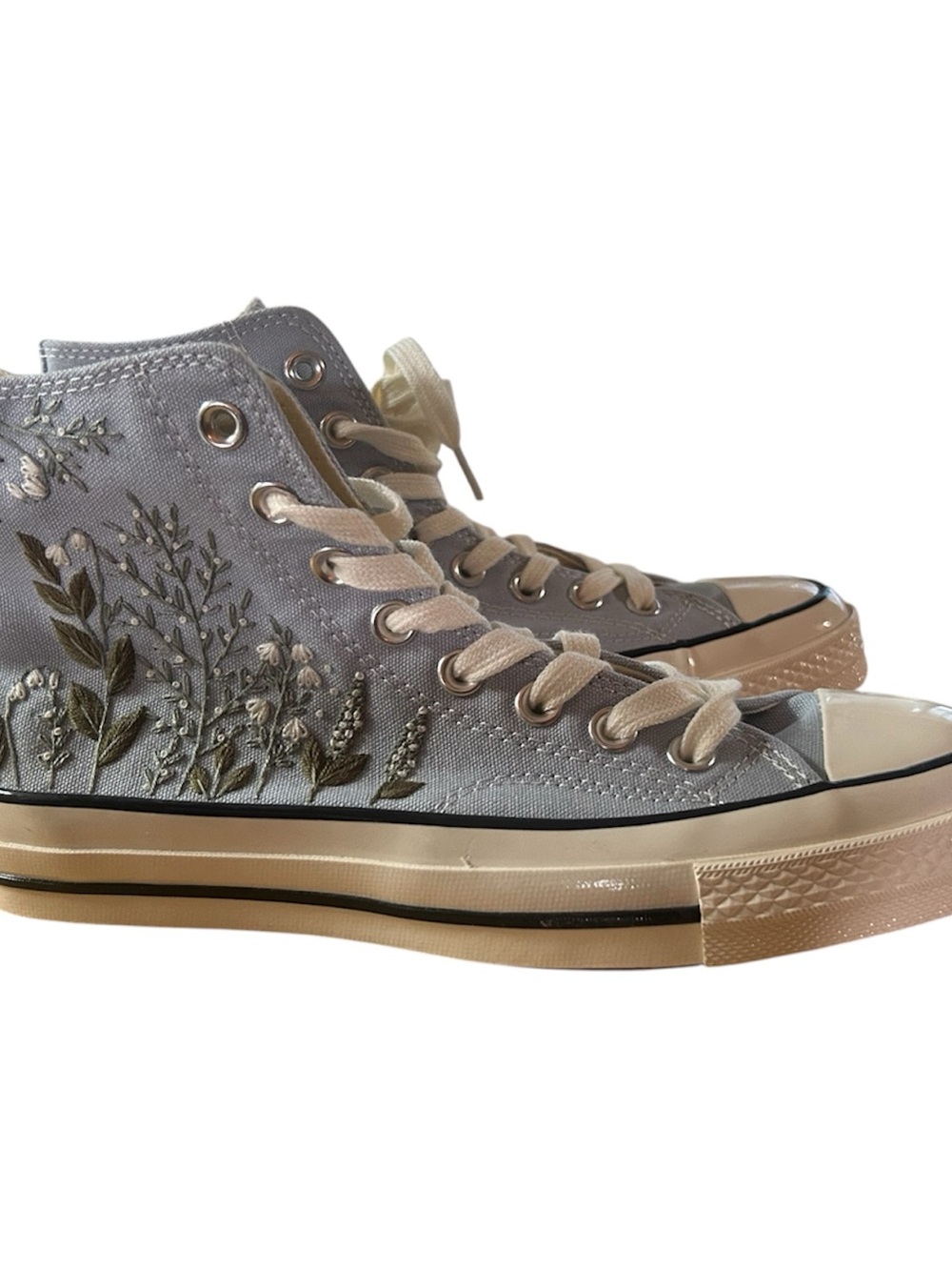 Converse All Star Light Blue High Top SneakersFloral Embroidery New with out box - Picture 2 of 4